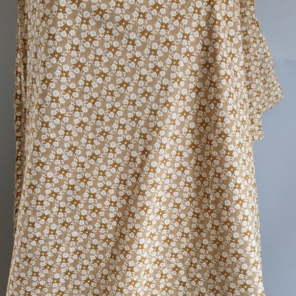 Liberty of London Millie Tana Lawn Organic Cotton Fabric 5 Yards - Picture 4 of 5